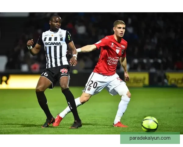 赫塔近期攻防平衡，球队状态值得关注